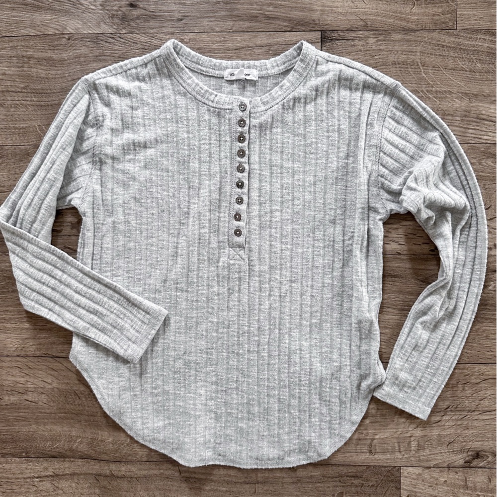 Stitch & Pine Grey Ribbed Top
